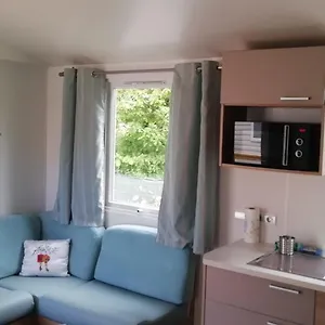  Camping Des Pierres Debout France