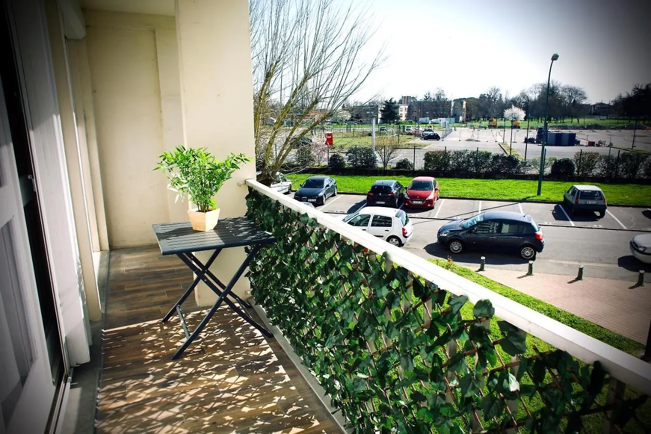 Rives Occitanes, Appartement Toulouse Purpan 0*,  Francia