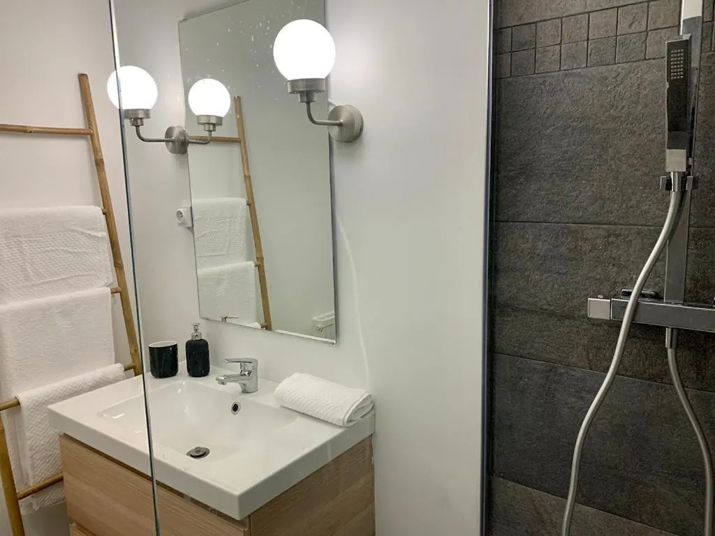 Apartment Rives Occitanes, Appartement Toulouse Purpan France